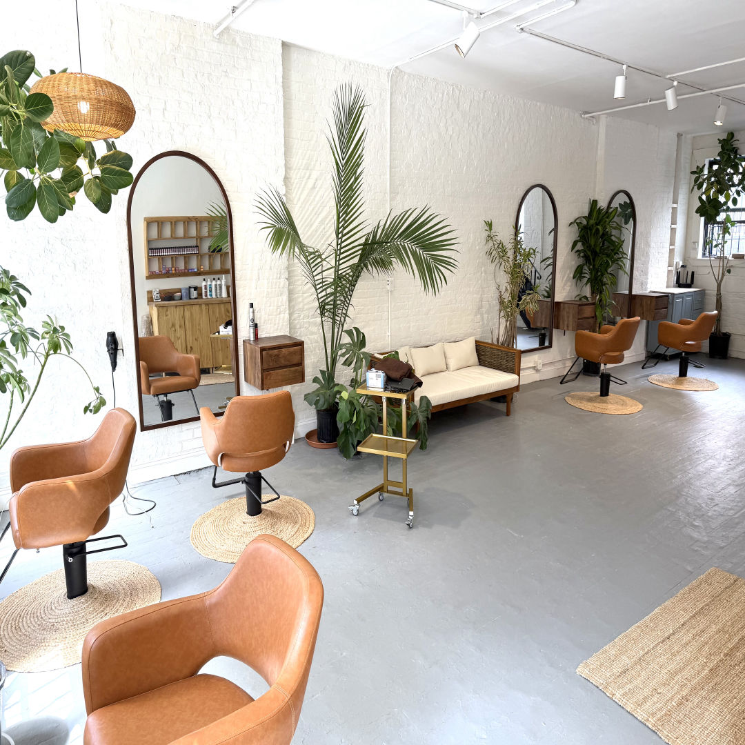 Williamsburg salon interior